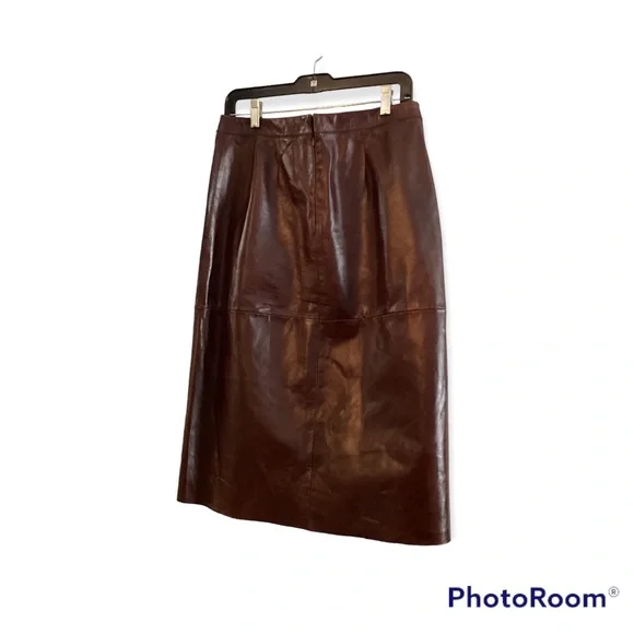 PRICE New GAP Vintage High Waisted Leather Midi Skirt Colour Burgundy Size 8 - Picture 5 of 16